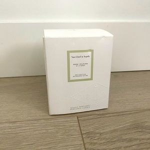 VAN CLEEF AND ARPELS candle in Rose Velours Scent